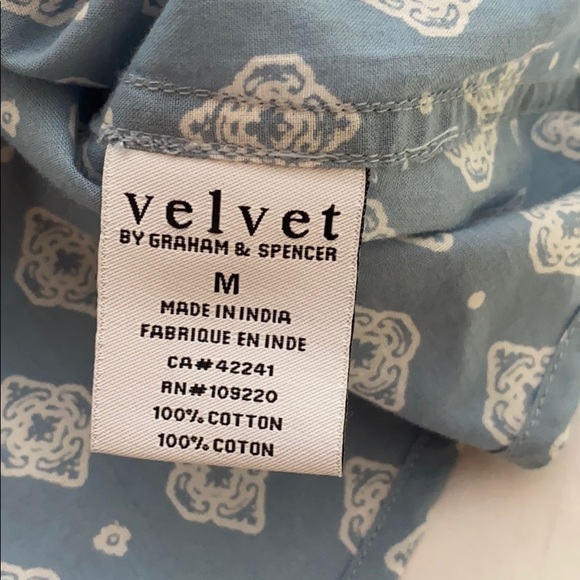 Velvet Graham & Spencer blouse - Picture 4 of 5